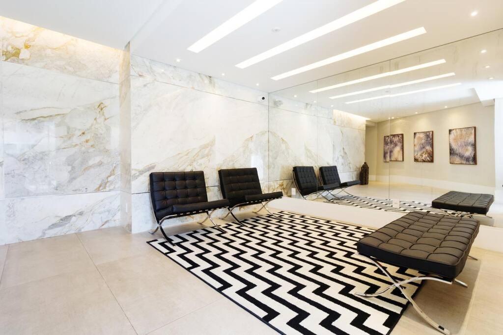 Studio Moderno Ap 32 Soho Life Κουριτίμπα Εξωτερικό φωτογραφία