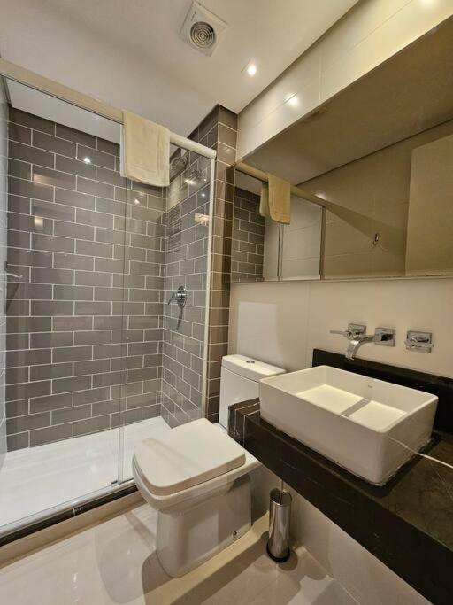 Studio Moderno Ap 32 Soho Life Κουριτίμπα Εξωτερικό φωτογραφία