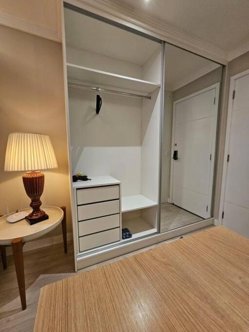 Studio Moderno Ap 32 Soho Life Κουριτίμπα Εξωτερικό φωτογραφία